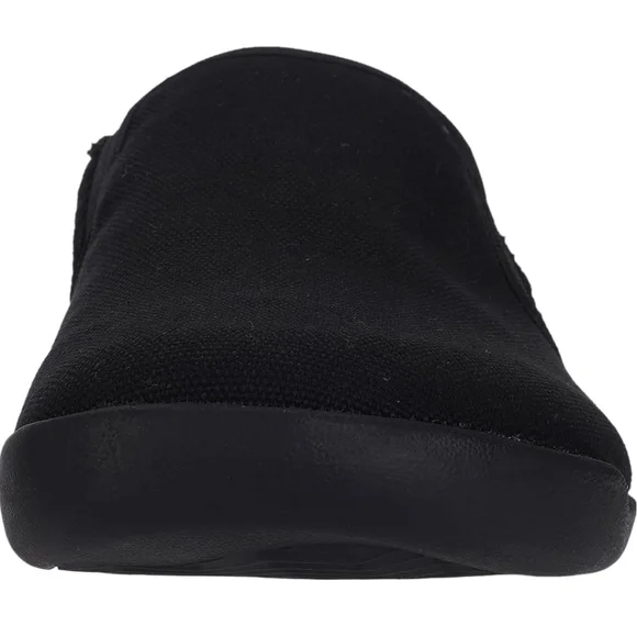 WHITIN Women's Wide Barefoot Shoes | Elastic V-Detail Classic Slip-On - Picture 7 of 10